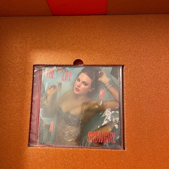 Taylor Swift Showgirl Cardigan XL/2XL - Picture 2 of 6